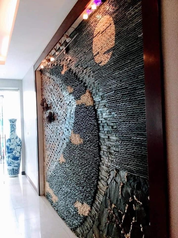 Bán nhà Nguyễn Khang 130m2 x 8 tầng, MT 7m, KD 170tr/th. Ô tô tránh, thang máy.