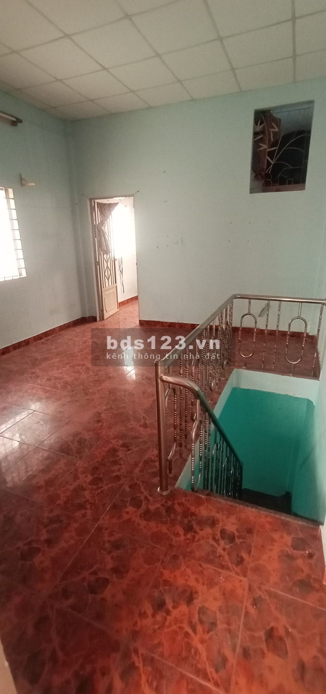 BÁN GẤP NHÀ HXH, Tân Phú, Huỳnh Thiện Lộc, 54m2, 5PN, Giá 5 tỷ, 0766516891