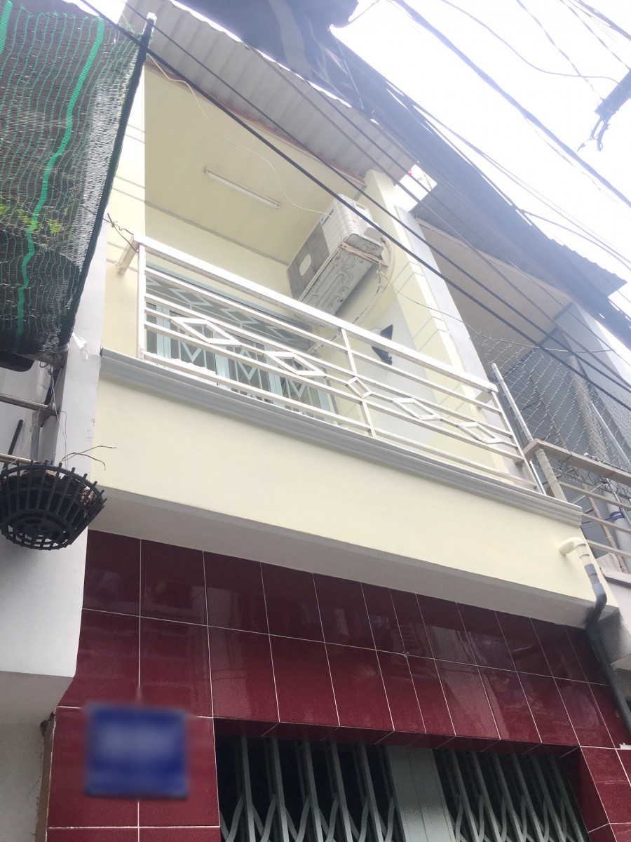 Nhà đẹp, 1 lầu, 2PN, hẻm 125 Nguyễn Thị Tần P2 Q8
