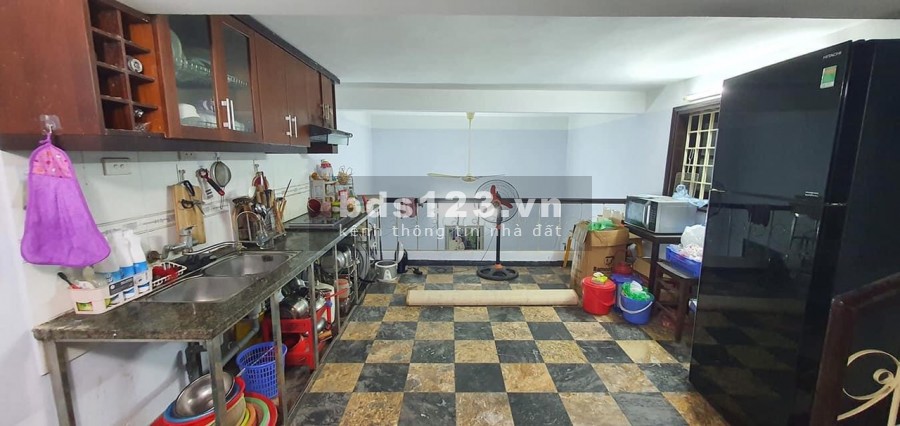 BÁN NHÀ 80M MẶT PHỐ - ĐANG CHO THUÊ 10tr/tháng