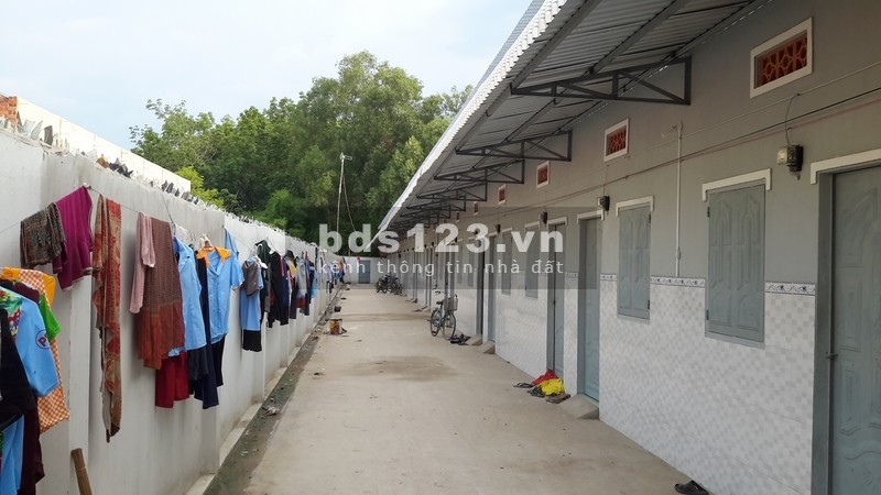 BÁN GẤP ĐẤT (15X66M) ĐỐI DIỆN KCN MẶT TIỀN ĐƯỜNG NHỰA 32M