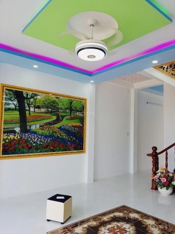 Bán nhà 32m 5 tầng ngõ 59 Vĩnh Hưng lô góc, giá 3.15 tỷ.