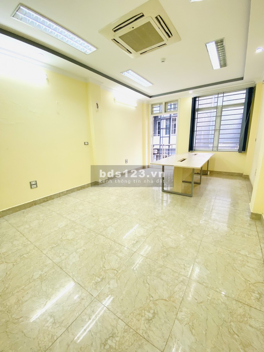 CC cho thuê sàn VP dt 35-200m2 tại 105 Nguyễn Xiển-Thanh xuân,Miễn phí ngay 01 năm phí Dịch Vụ