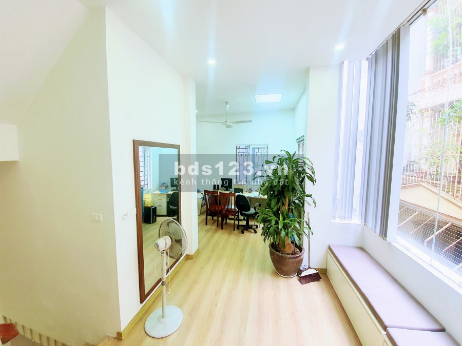 TRƯƠNG ĐỊNH 6.35 TỶ, GARA Ô TÔ, NHÀ MỚI TINH
