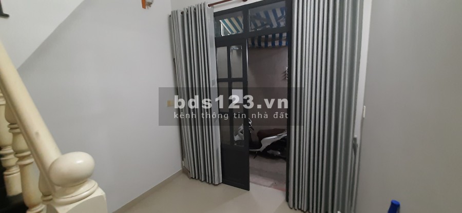 Cho thuê nhà nguyên căn 1 trệt 1 lầu 36m2 đường Phạm Hữu Lầu, Quận 7