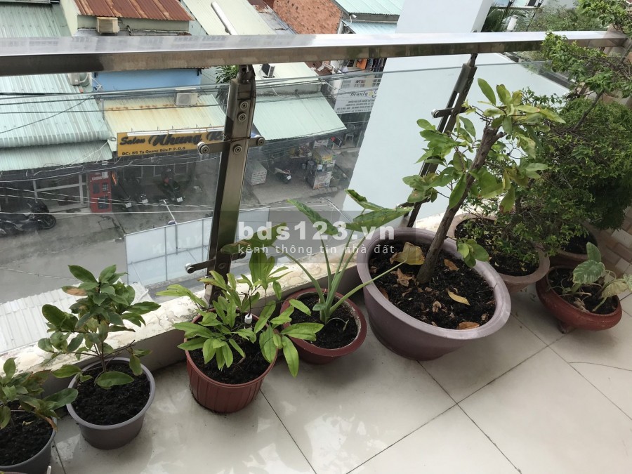 Bán nhà 52m2, 2 lầu, MT Tạ Quang Bửu, gần chợ Rạch Ông