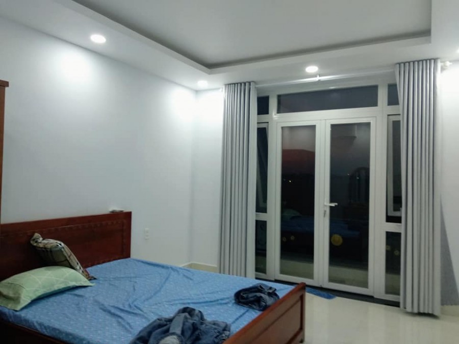 Bán nhà mặt tiền Nguyễn Thái Học, Tân Phú. Ngay khu kinh doanh sầm uất