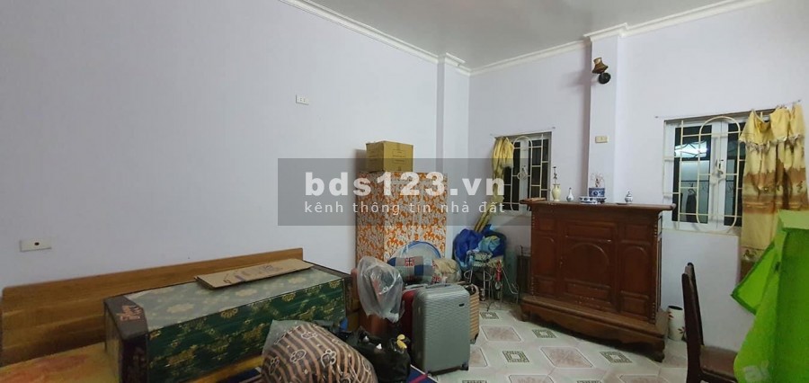 BÁN NHÀ 80M MẶT PHỐ - ĐANG CHO THUÊ 10tr/tháng