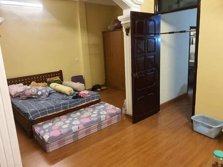 Bán nhà Cầu giấy 4 tầng, để lại toàn bộ nội thất ở Cầu Giấy, Liên hệ ngay