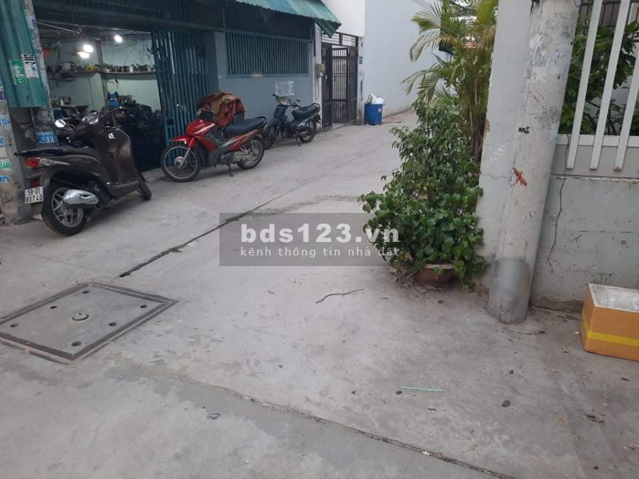Ông chú cần tiền bán gấp nhà thấp hơn giá thị trường đường Phan Đăng Giản, 64m2 giá 4 tỷ 45