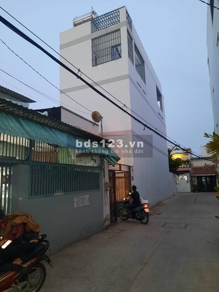 NHÀ THẬT, VIỆC THẬT, THÔNG SỐ THẬT, Ông chú bán gấp nhà 64m2, giá 4 tỷ 5