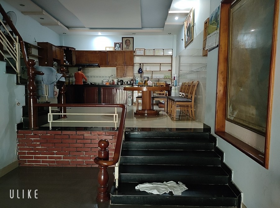 Bán gấp nhà Thạnh Xuân,Quận 12, 130m2 -3 tầng giá 5.5 tỷ thương lượng.