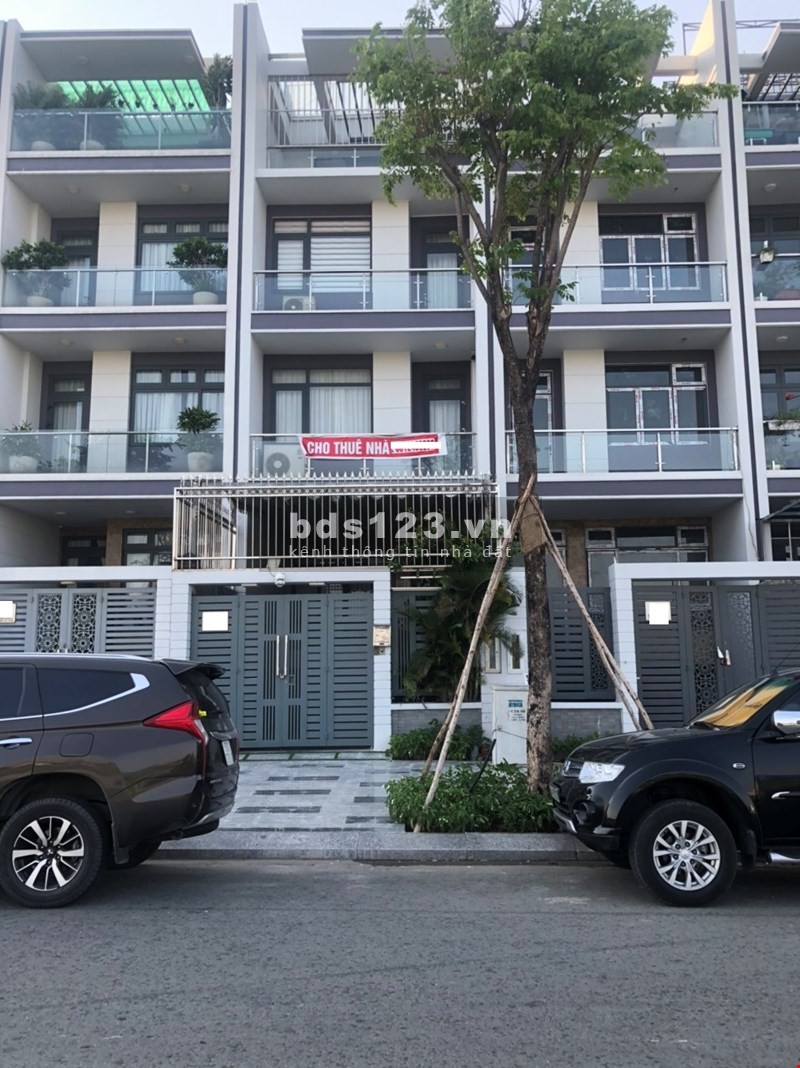 Cho thuê nhà Quận Thủ Đức- MT đường MT đường số 5, KĐT Vạn Phúc