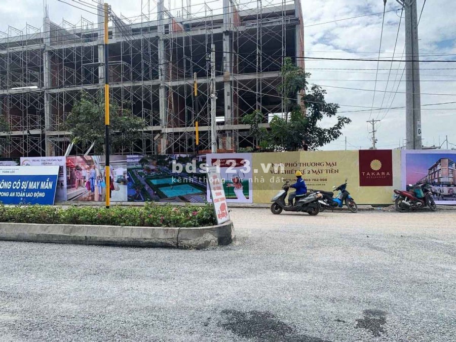 BIỆT THỰ SONG LẬP 336M2 TẠI SIÊU DỰ ÁN TAKARA RESIDENCE, ĐƯỜNG 30/4, CHÁNH NGHĨA, TP TDM