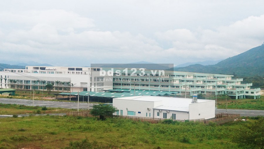 Với 610tr tiền vốn, Sở hữu ngay lô đất mặt tiền full thổ cư 130m2, view cực đẹp.