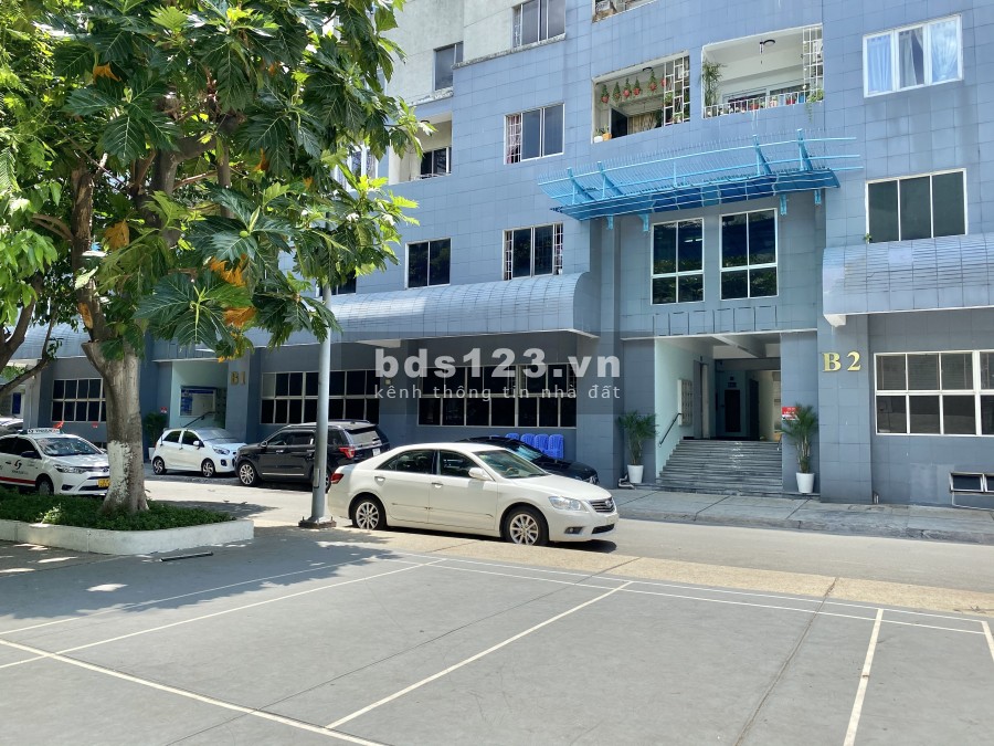 Bán căn hộ B.706, số 44 Đặng Văn Ngữ, P.10, Q.Phú Nhuận