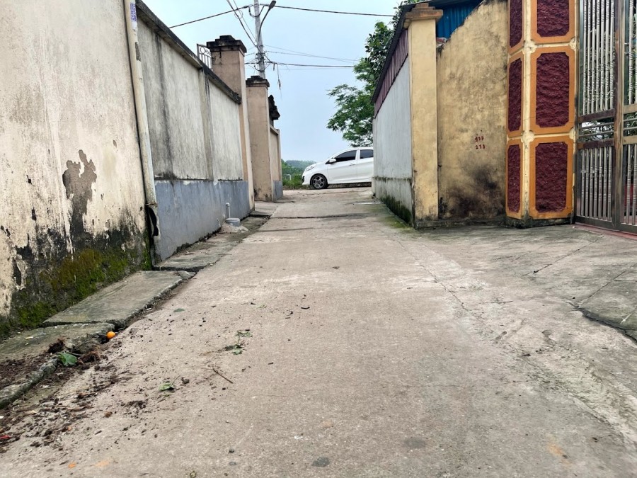 Cần bán nhanh 39m2 đất gần đấu giá thôn Đài Bi, Uy Nỗ, Đông Anh, Hà Nội.