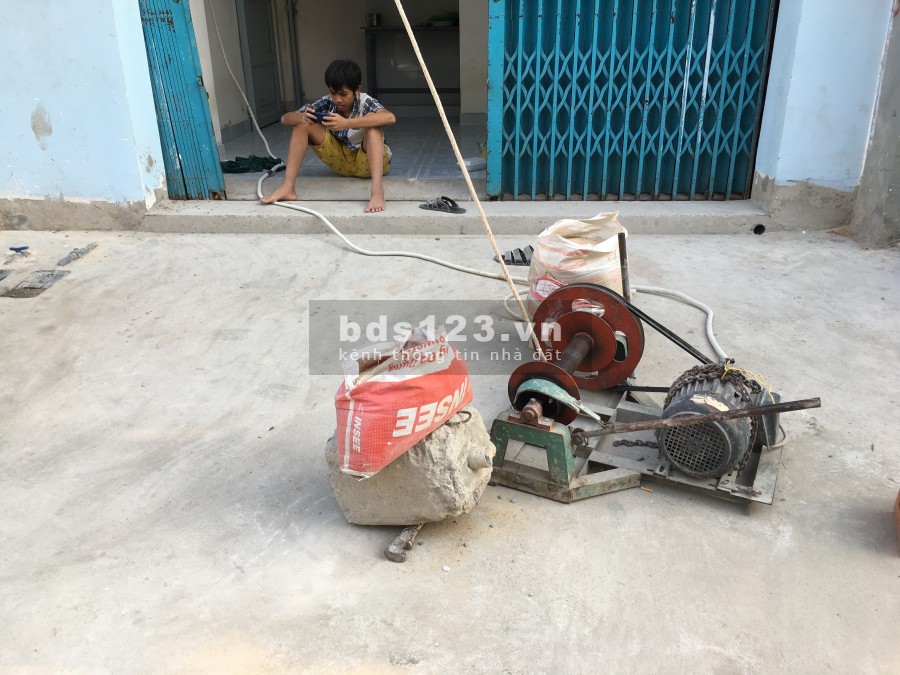 Mặt bằng có gác ở lại, khu nhà trọ, hợp buôn bán, tiệm tóc, Shop.....5.5 triệu /tháng