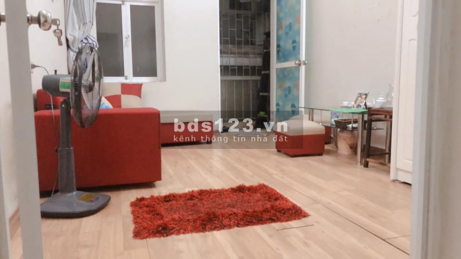 Bán nhà Đê Trần Khát Chân 22mx3T xây chắc chắn, giá 2.1 tỷ lh 0916010180
