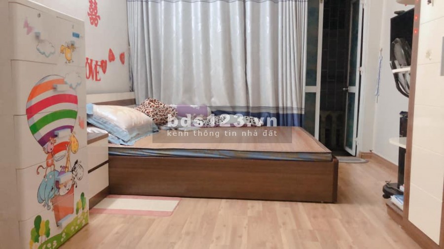 Bán nhà Đê Trần Khát Chân 22mx3T xây chắc chắn, giá 2.1 tỷ lh 0916010180
