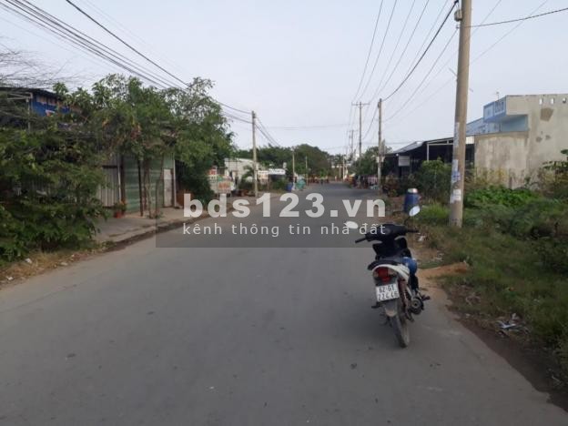BÁN DÃY 10 PHÒNG 1 KIOS ĐƯỜNG 25A 20M, KDC TÂN ĐỨC. GIÁ 2,7 TỶ
