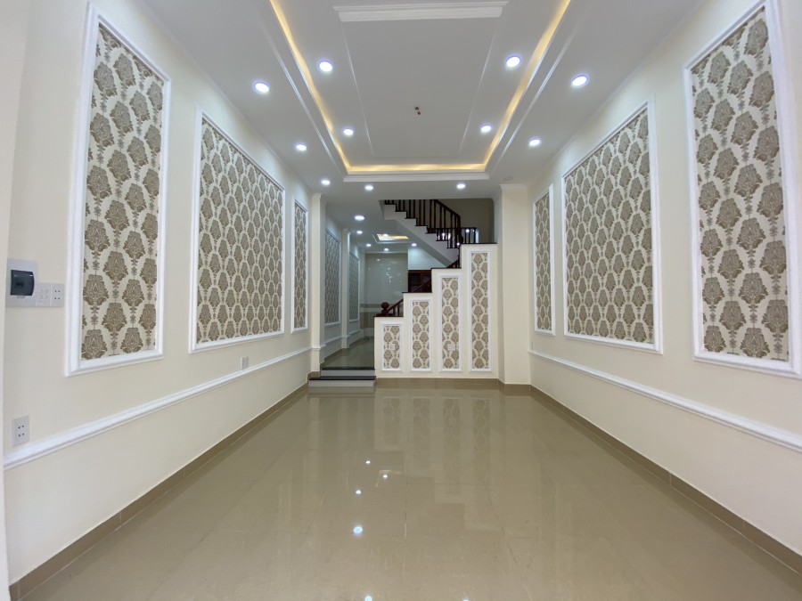Nhà Mới Xây 50m2 SHR Bùi Đình Túy. Giá 7.9 tỷ