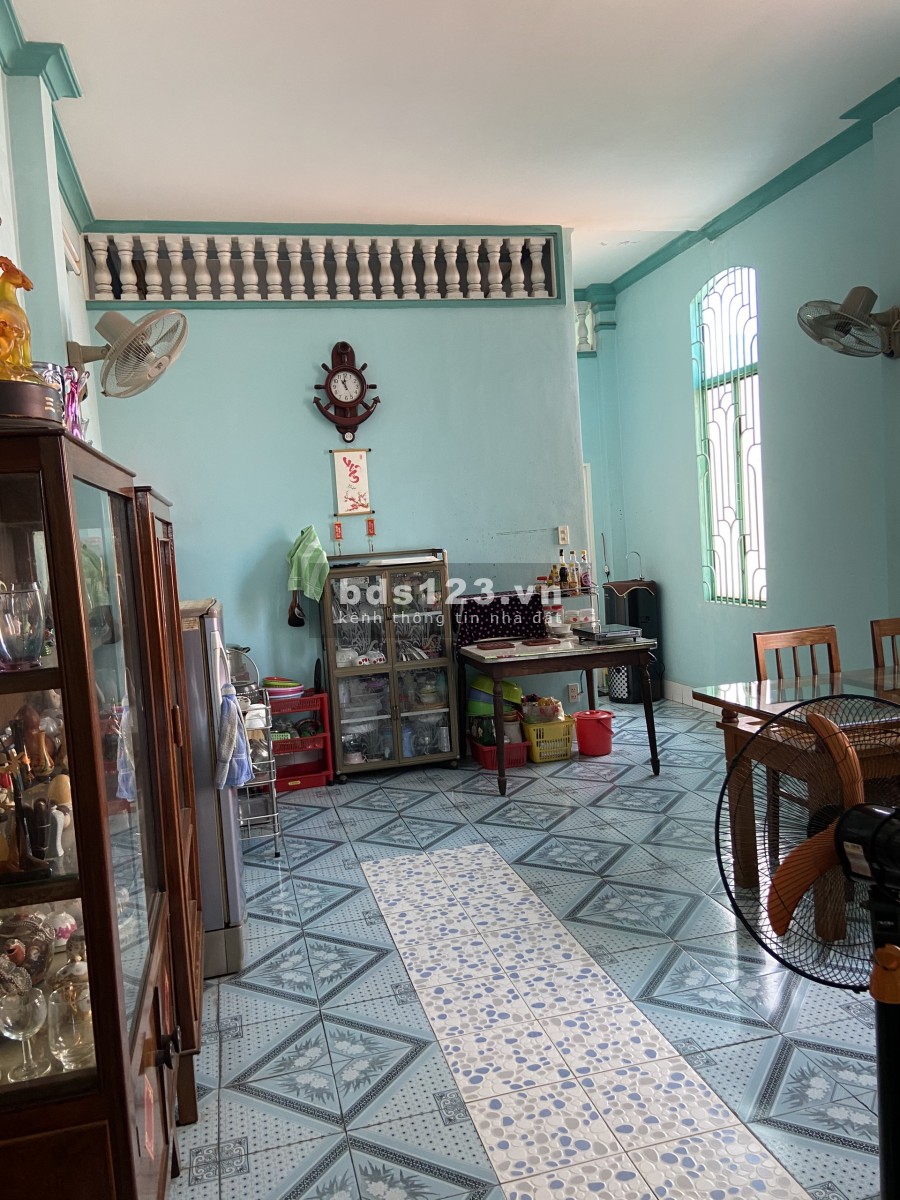 Nhà Mặt Tiền đường Nguyễn Thiện Thuật 4.5x30m Trệt 2L-ST: Kd đa ngành nghề