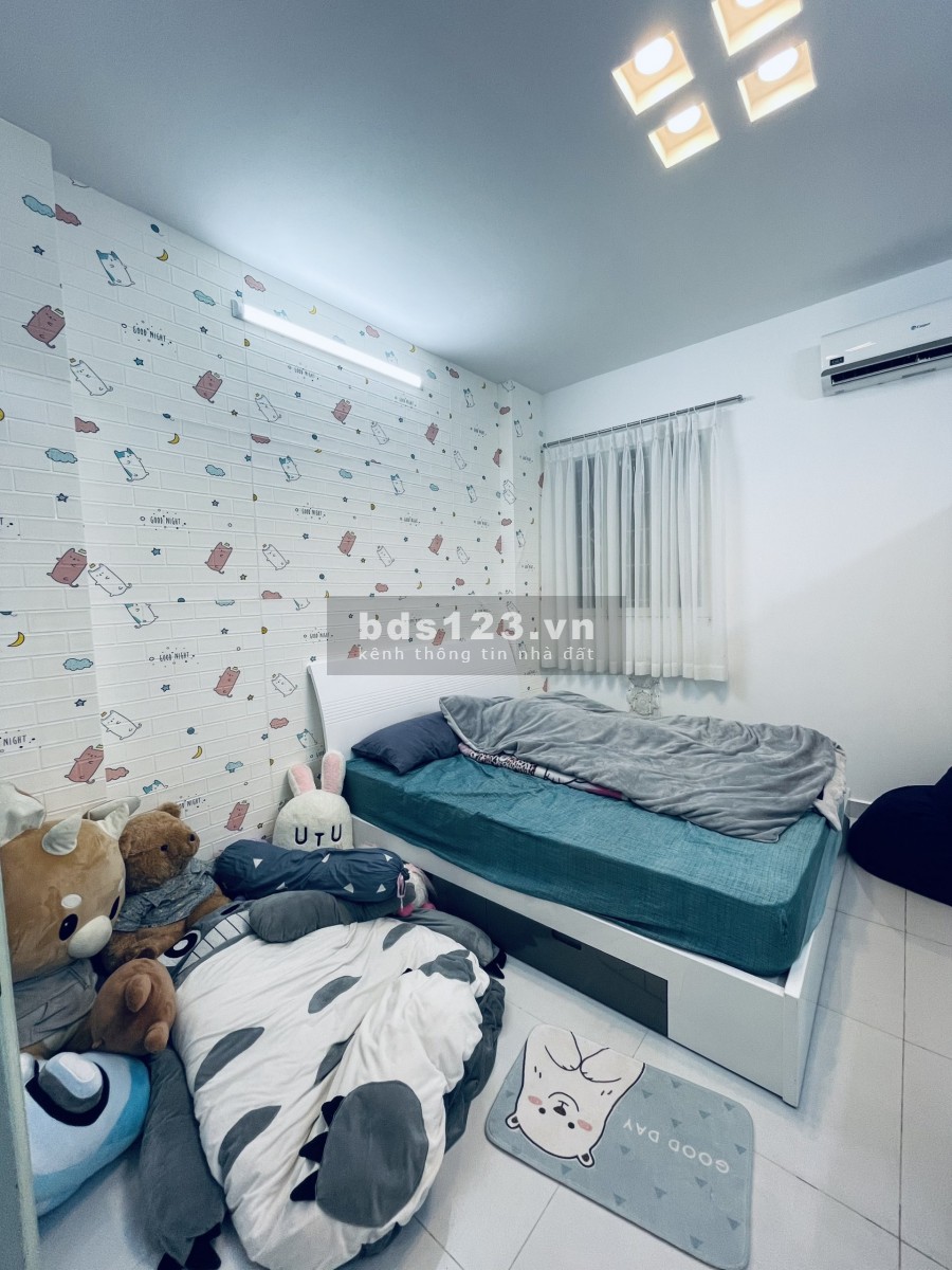 Cho thuê nhà mặt tiền Hoa Lan, trục đẹp nhất đường Hoa, 4x16m, 4 tấm, nhà mới, 0938.764.277