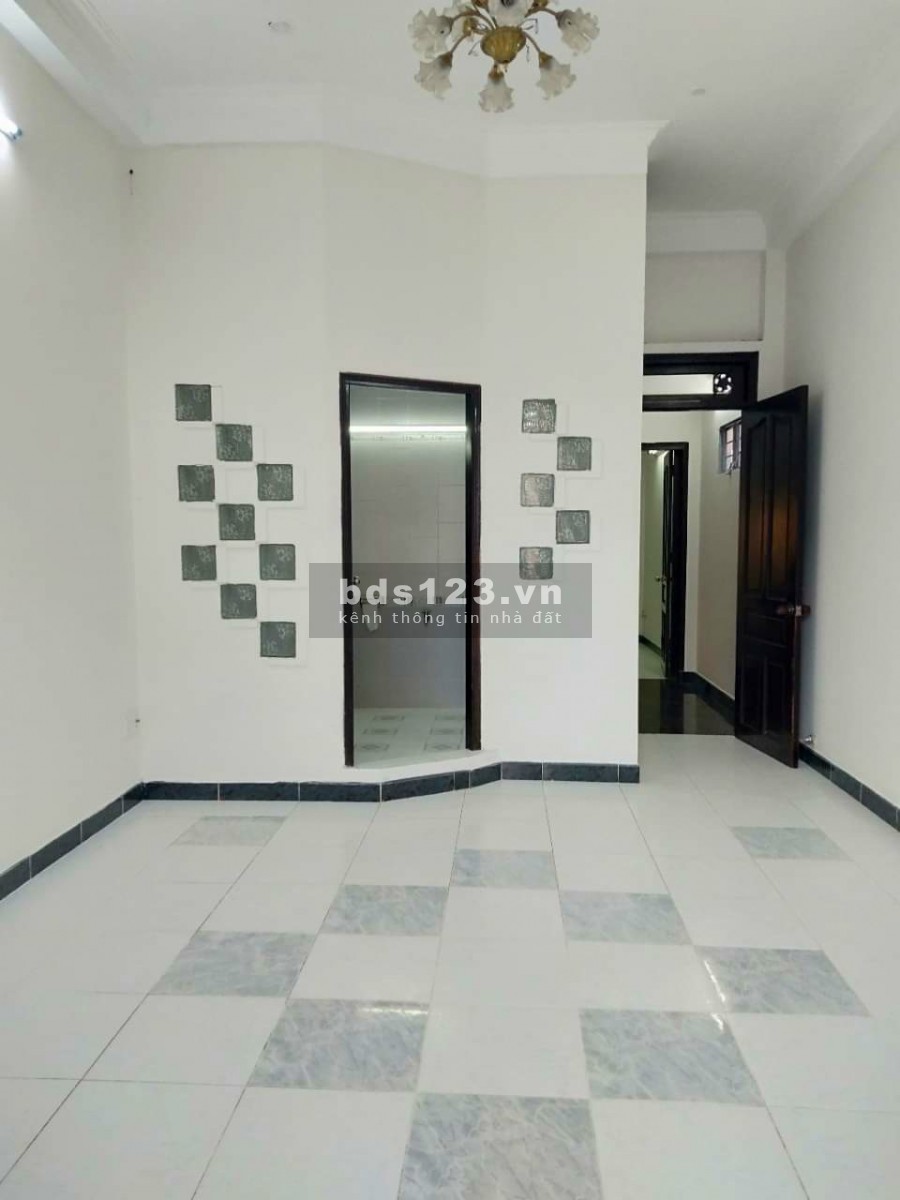 Cho thuê Nhà Mặt Tiền Phú Nhuận 6 Phòng 4x13m.