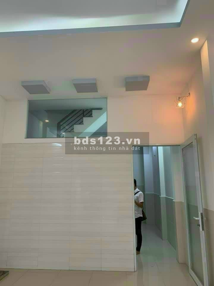 Bán nhà đường số 6, Hiệp bình Phước hẻm xe hơi giá 3.9 tỷ