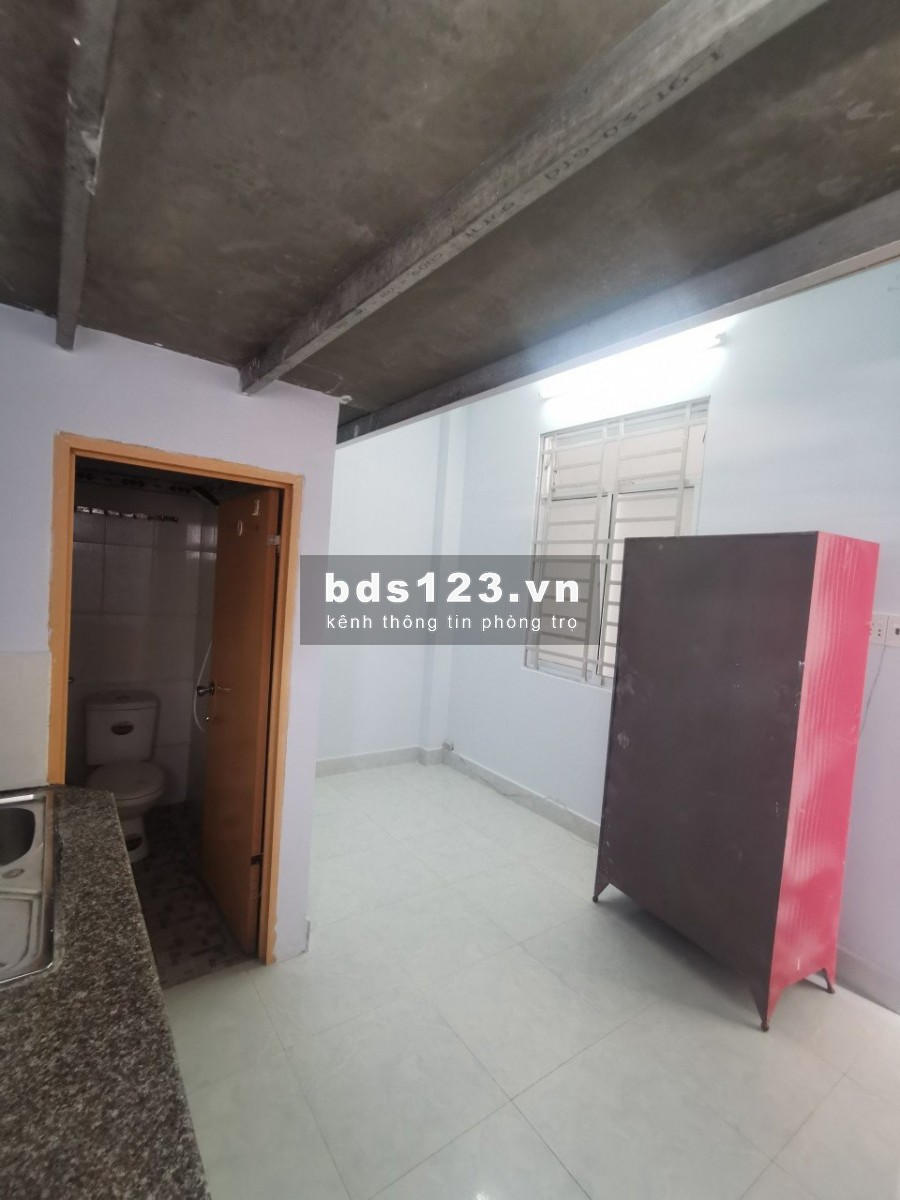 Phòng trọ 18m2 có gác, tủ đồ, kệ bếp XVNT, Bình Thạnh. Giá 3tr5