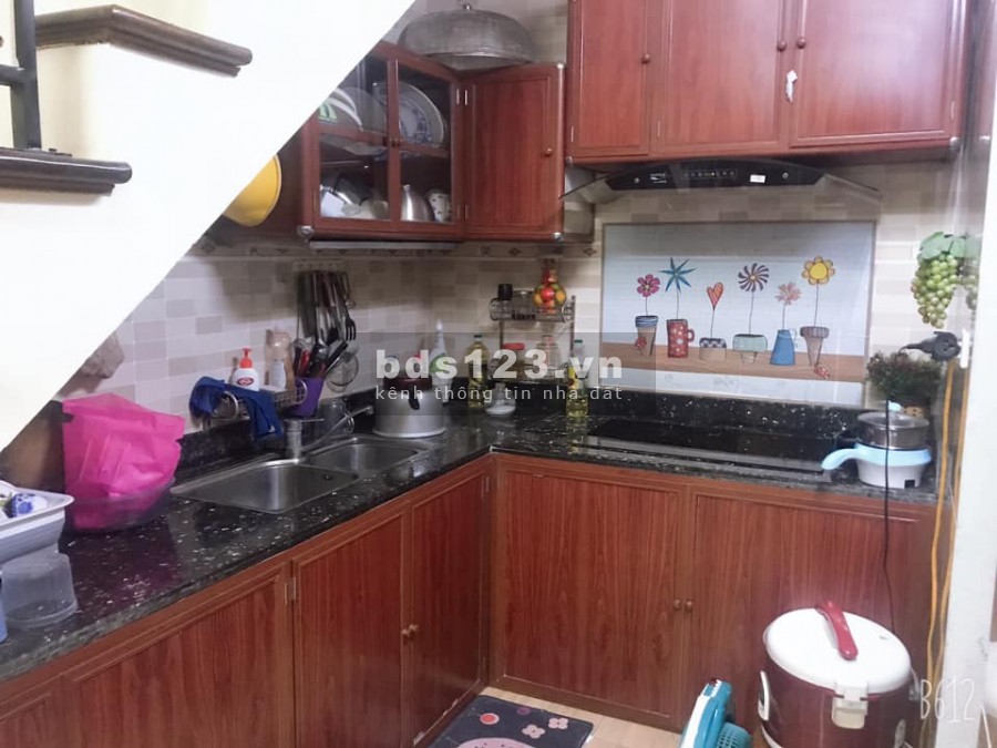 Bán gấp nhà phân lô, lấy tiền xây biệt thự, Hoàng Như Thiếp Long Biên, mt 5m, nở hậu, có sân vườn, giá 7.5 tỷ