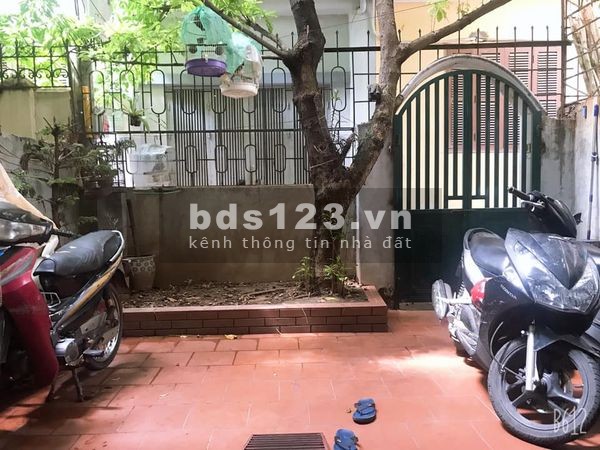 Bán gấp nhà phân lô, lấy tiền xây biệt thự, Hoàng Như Thiếp Long Biên, mt 5m, nở hậu, có sân vườn, giá 7.5 tỷ