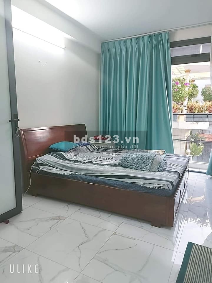 Bán Nhà Phố Đường Lê Quang Định Trung Tâm Quận Bình Thạnh. DT: 65m2. LH: 0932155399.