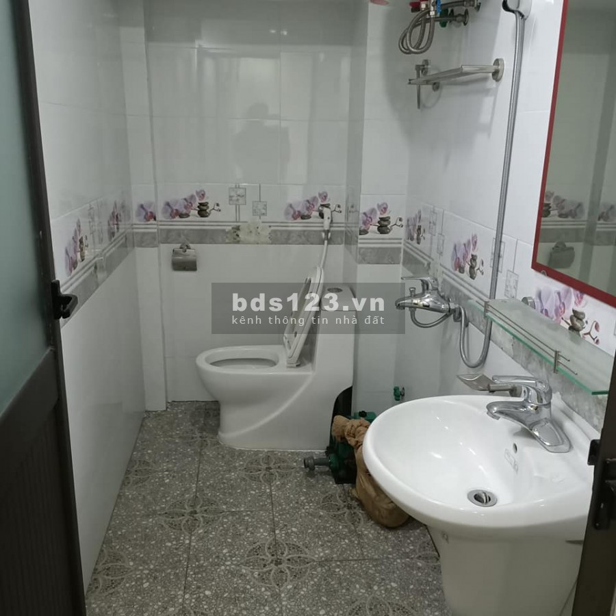 Bán nhà Xuân Đỉnh ô tô đỗ nhà đẹp ở ngõ thông 2 thoáng 37m 2.75tỷ.
