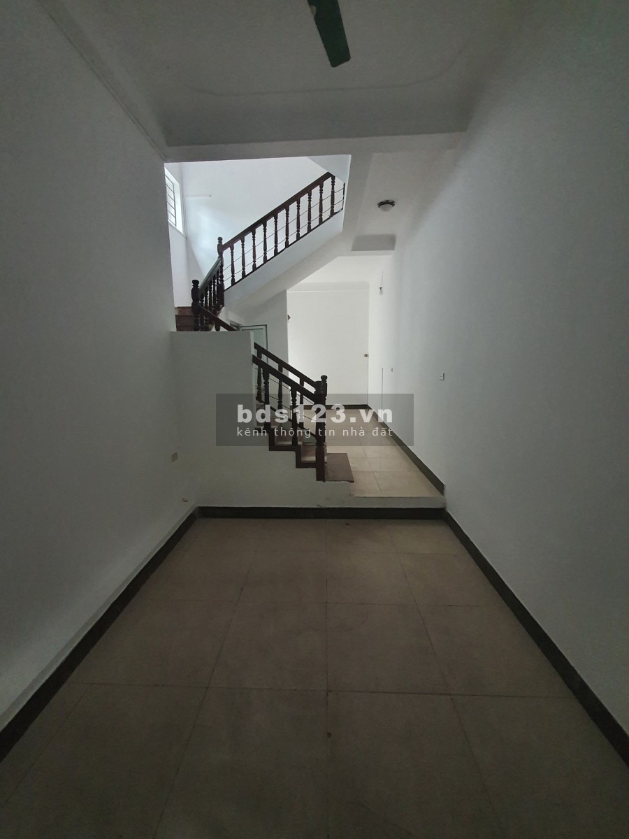 Thách Thức Chủ Đầu Tư, Nhà Nguyễn An Ninh, Ngõ Thông, 70m2, Giá 3,7 tỷ.