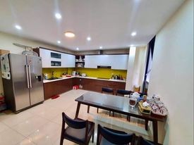 Nhà Hà Đông 4T 69m lô góc 3 thoáng ô tô tránh kinh doanh tốt giá: 5.8 tỷ