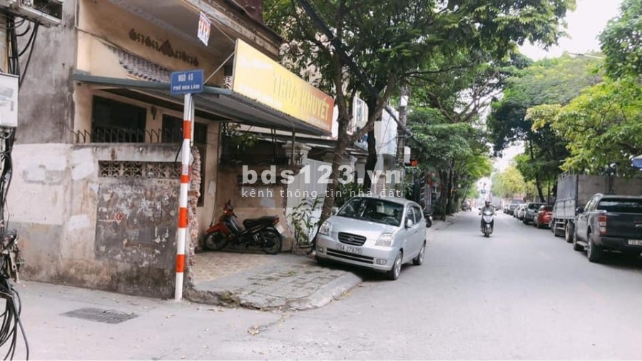 Nhỉnh 2 tỷ có nhà đẹp, 5 tầng 38m2 tại Hoa Lâm 100m ra Ngô Gia Tự.