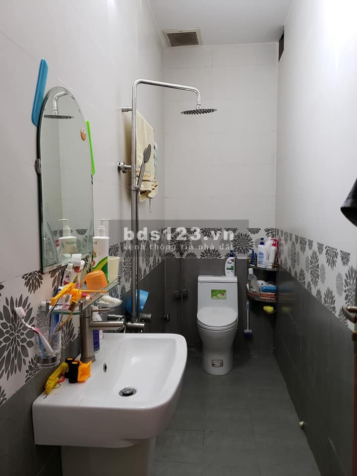 Bán gấp nhà mới diện tích to Q12 giá chỉ hơn 6 tỷ thương lượng