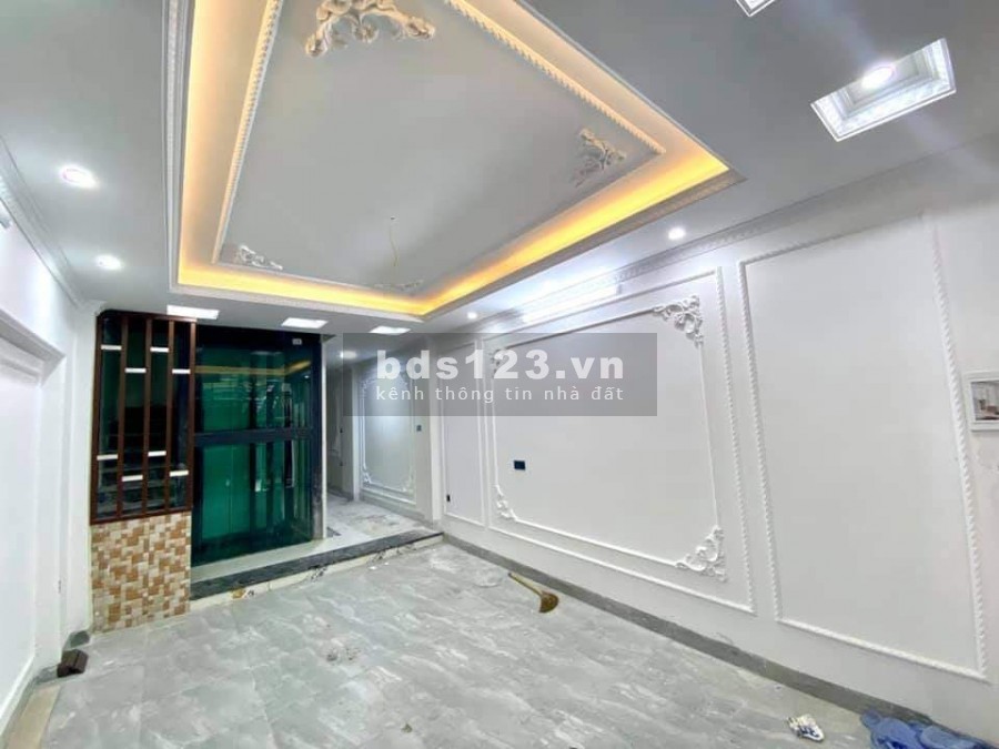 Cần bán siêu phẩm mặt ngõ thông Bồ Đề Long Biên