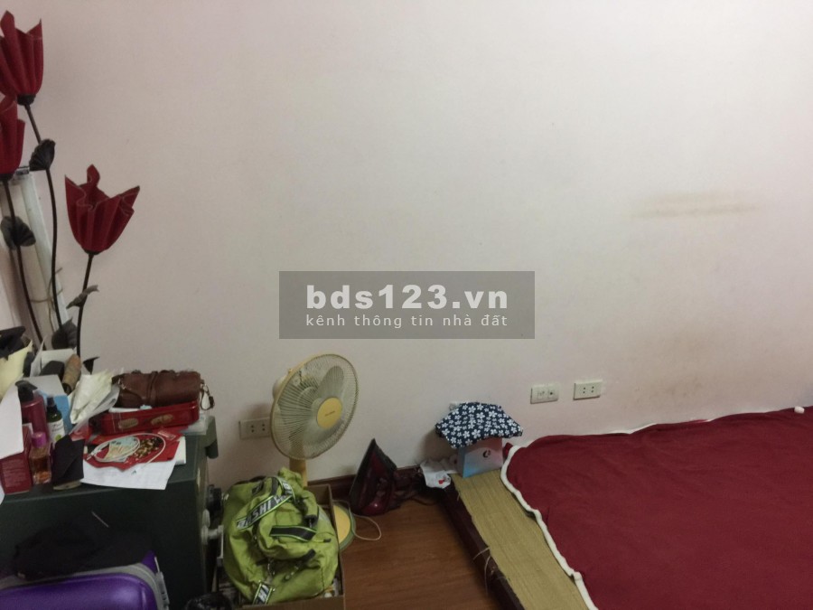 Bán căn hộ tòa CT1 chung cư Ngô Thì Nhậm Hà Đông 62m2 2PN GIÁ 1,35 tỷ. Liên hệ: 0374393926