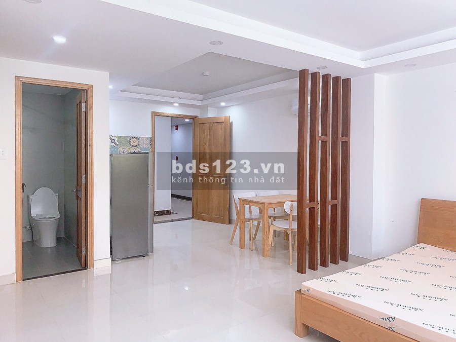 Cho thuê căn hộ đường Bành Văn Trân gần công viên Lê Thị Riêng
