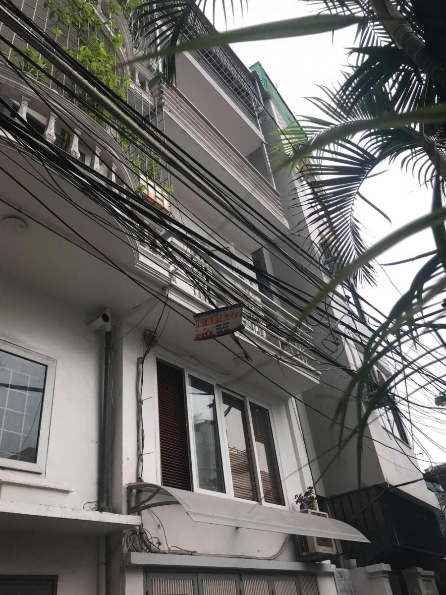 Cần bán gấp nhà mặt ngõ Liên Việt. Sổ đỏ chính chủ, nhà 3 tầng siêu đẹp 80mx4t, mt 8m