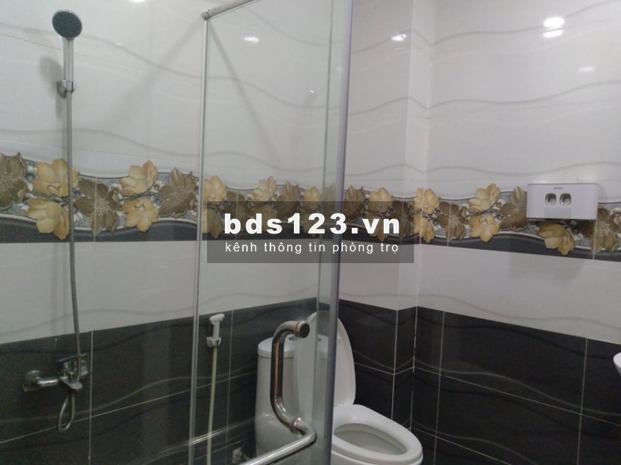Nhà mới cho thuê phòng, hiện đại sang trọng
