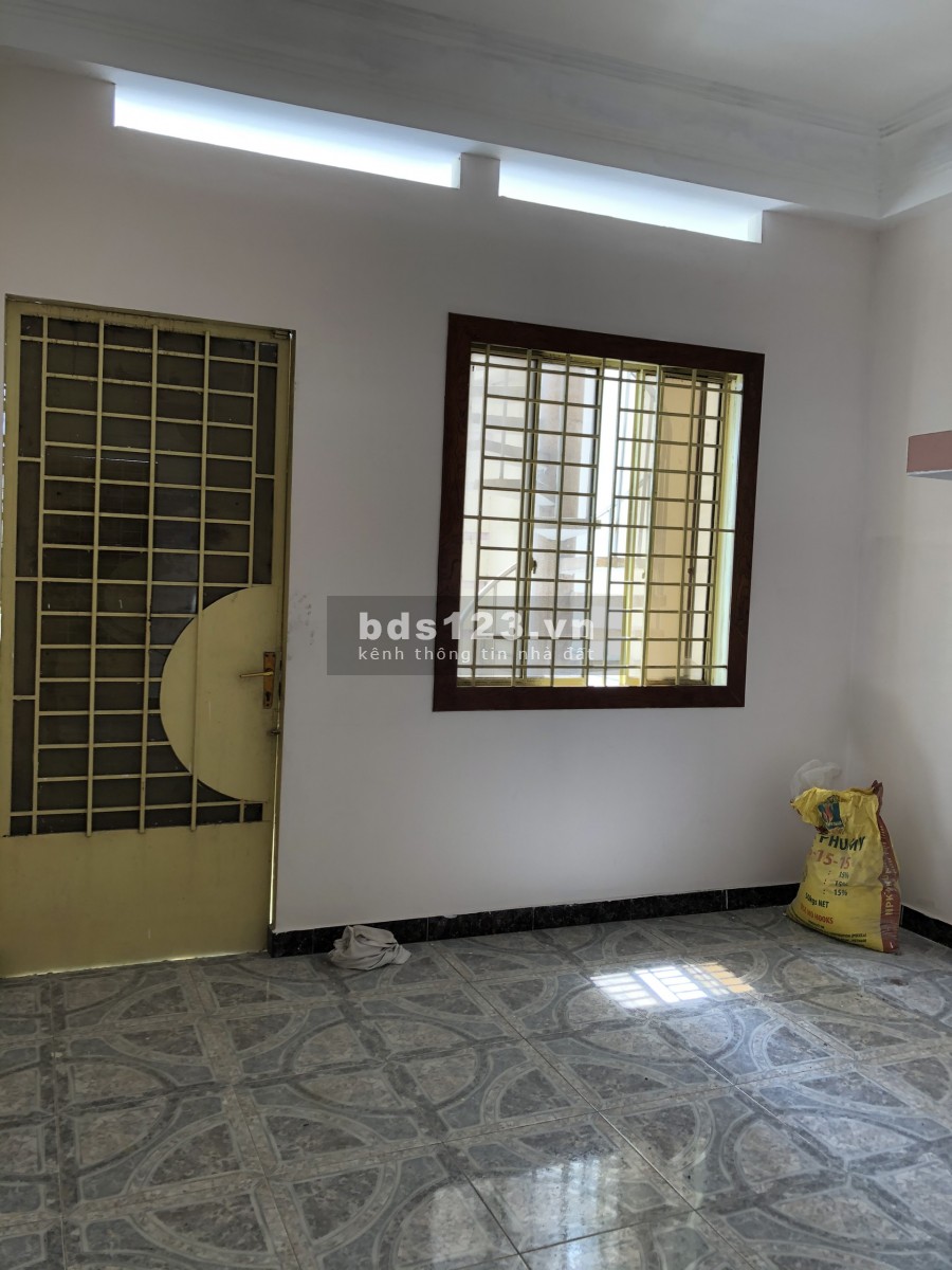 MT Tăng Bạt Hổ 4x22 Trệt 3Lầu-ST 5P Giá 25Tr/th