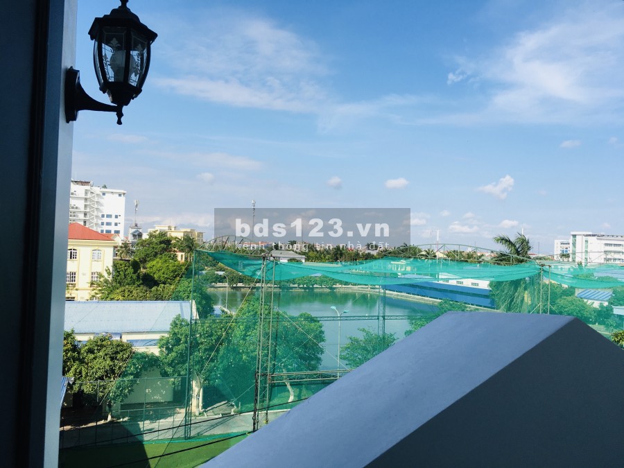 Bán căn độc lập khung cột oto vào nhà tại khu biệt thự Sao Đỏ phường Thành Tô