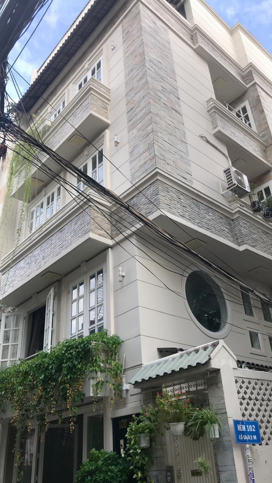 Bán Nhà Phú Nhuận 86m2 5 tầng 7x12,5m Giá 22 TỶ Giá Sốc; CẦN BÁN GẤP .