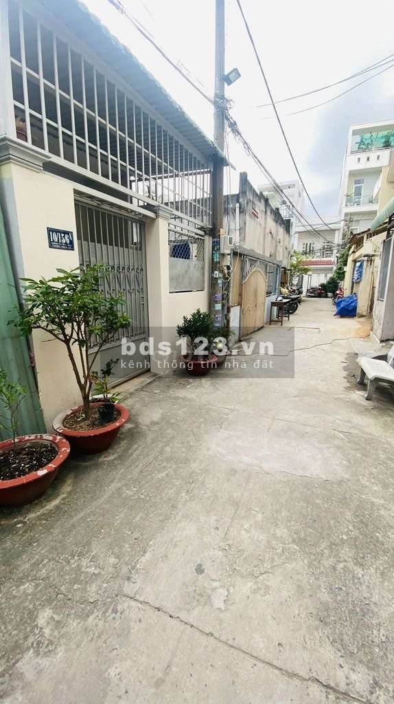 Bán 74 m2 đất thổ cư gần ngã tư Bình Thái TP. Thủ Đức