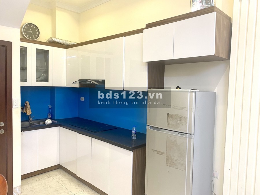 Sốc.. Sốc Quá Đi!! Nhà Hồ Lâm Du, ngõ thông, 42m2, 3.8tỷ
