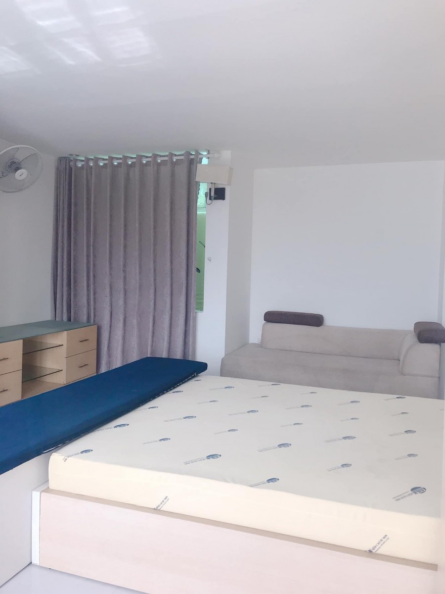 Bán Nhà Phú Nhuận 86m2 5 tầng 7x12,5m Giá 22 TỶ Giá Sốc; CẦN BÁN GẤP .